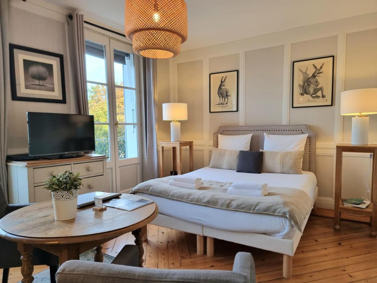 Apartamento Le Balcon Du Port Honfleur Exterior foto